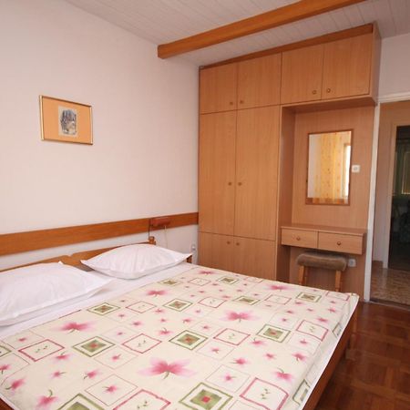 Apartments With A Parking Space Baska Voda, Makarska - 2709 Room photo